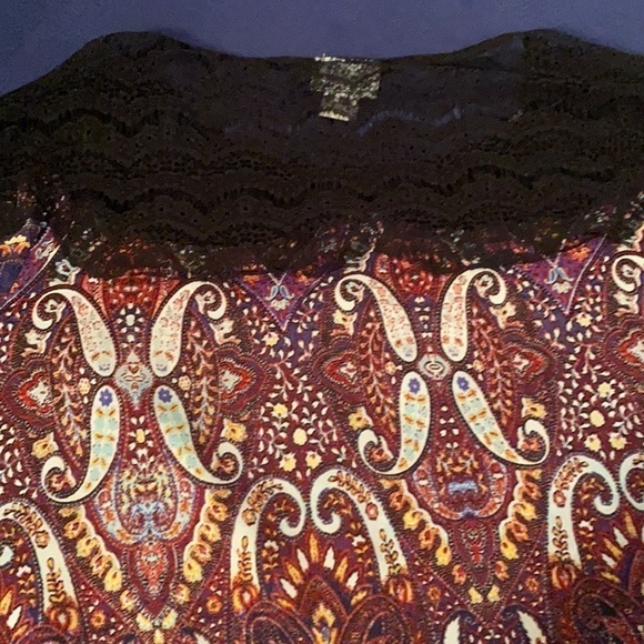 3/$20.  ❤️❤️❤️ HOST PICK!! Small Blouse - Picture 4 of 5